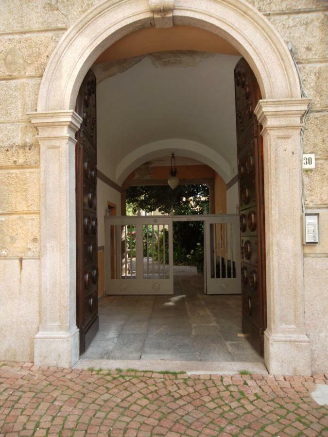 Appartamento Vesna Loft In Luino Esterno foto