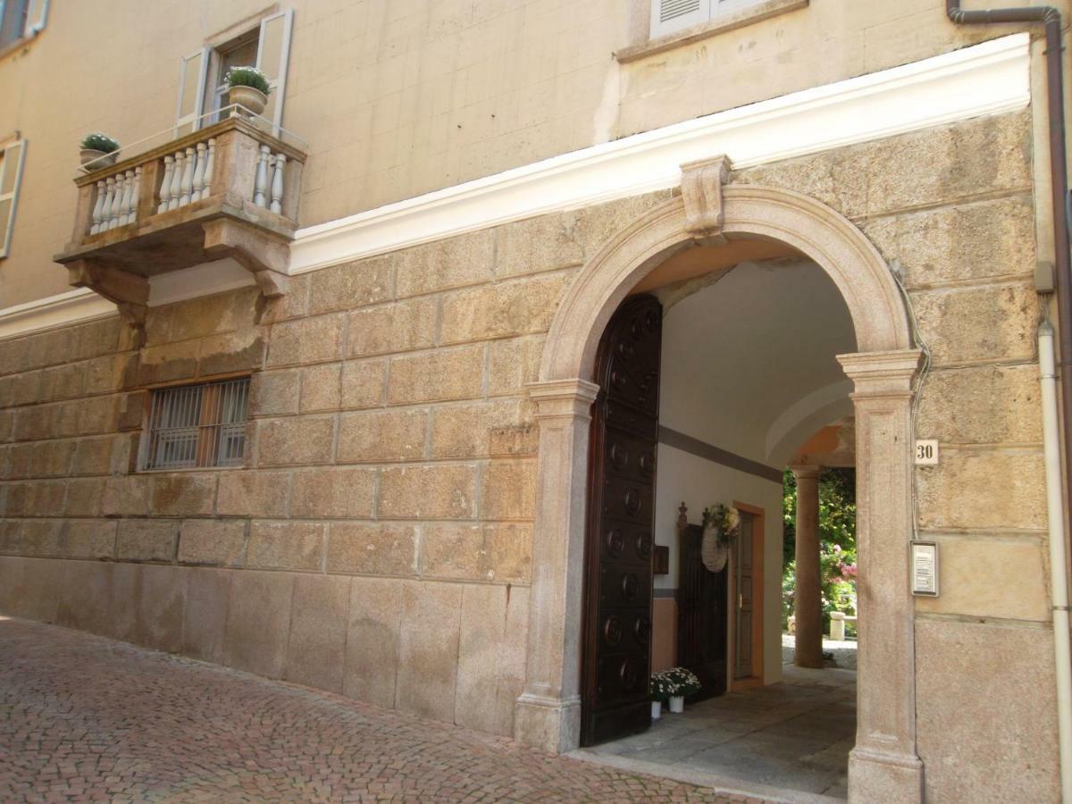 Appartamento Vesna Loft In Luino Esterno foto